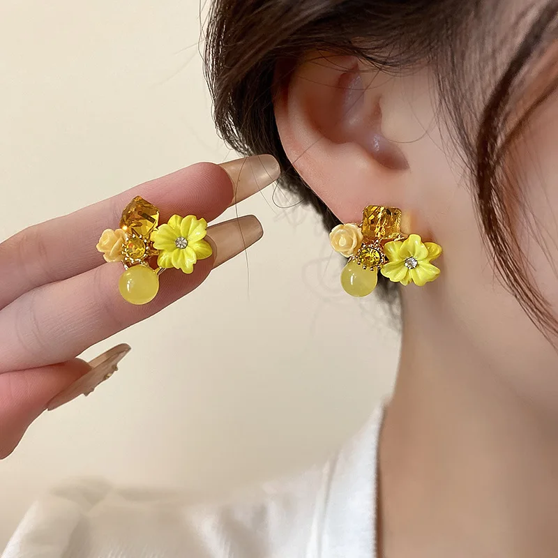 Flower Power Earrings- Pastel Pistachio – CURA Jewellery