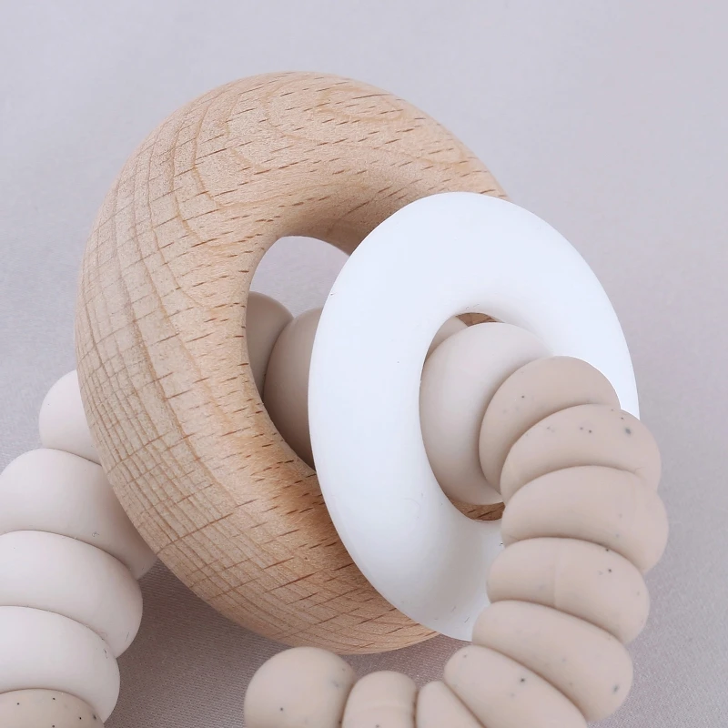 1pc BPA 무료 실리콘 Teether 심장 모양 나무 반지 팔찌 실리콘 구슬 설치류 Molar Teething Rattle