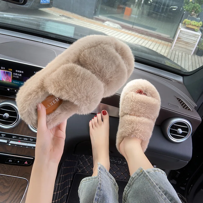 2023 New Autumn and winter fashion cross fluffy slippers heel 7CM women's indoor and outdoor one word flat cotton slippers