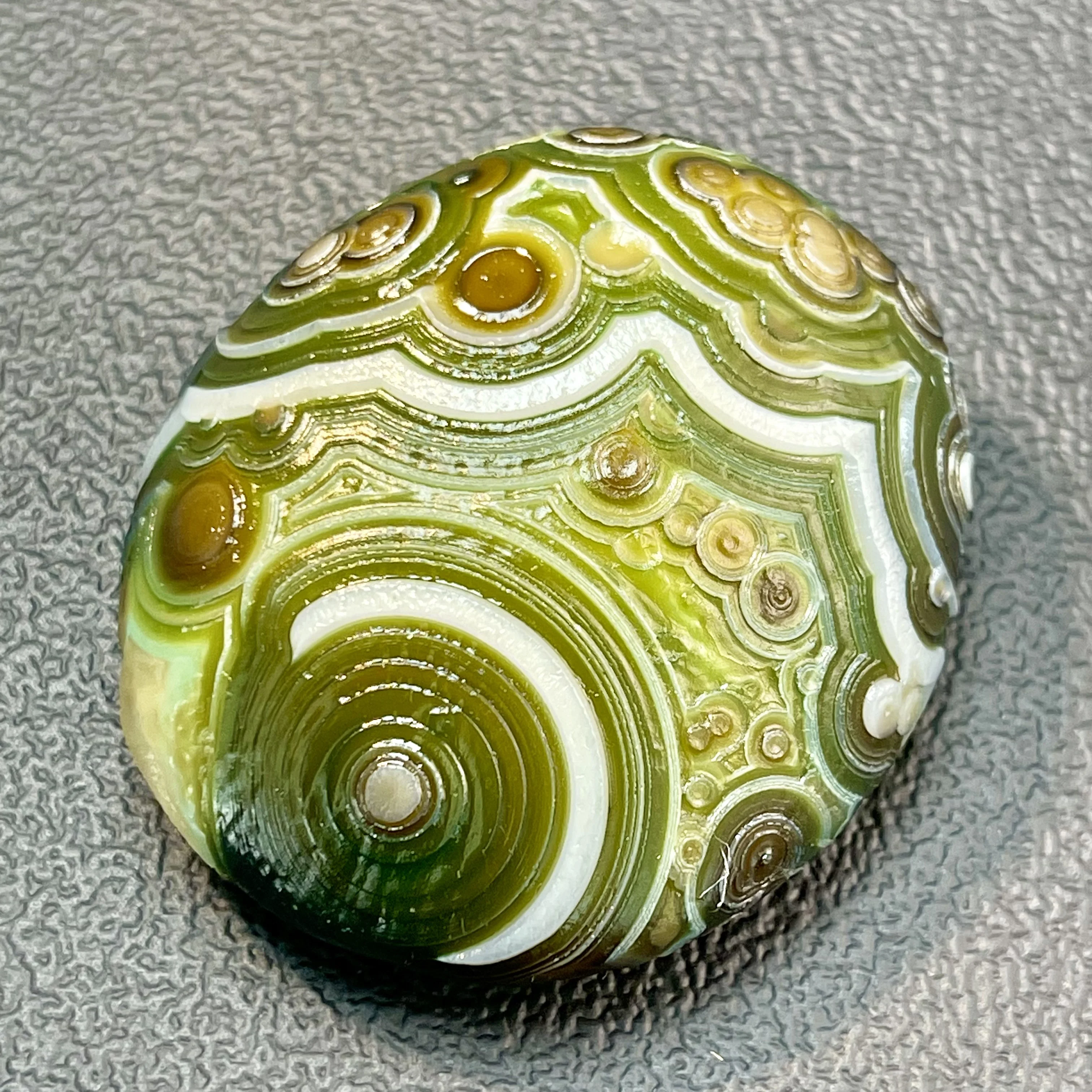 

Gorgeous Pure Natural Agate Flower Wishing Agate Bead for Attract Wealth Good Luck Room Office Decoration Gift Collection F03-32