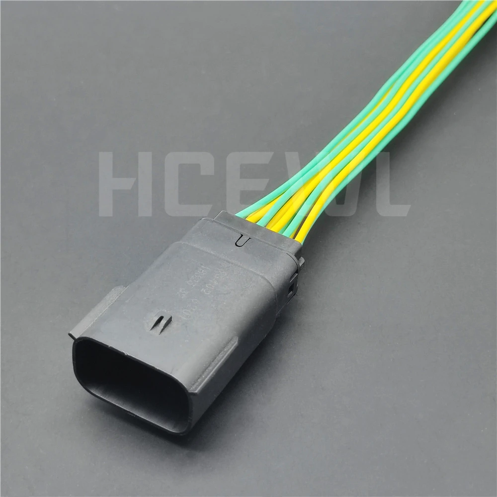 High quality original car accessories 33472-1201 33482-6201 12P car headlights, taillights, and sensor connectors, adapter harne