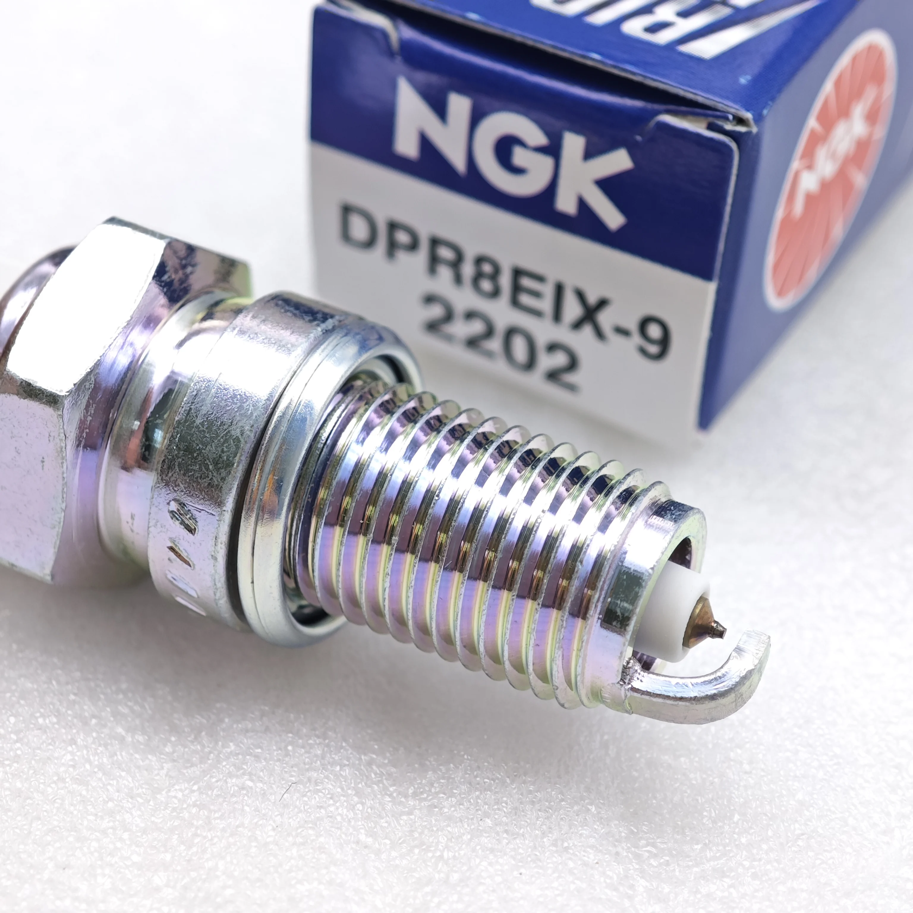 1pcs DPR8EIX-9 2202 NGK Iridium IX Spark Plug Motocycle Upgrade