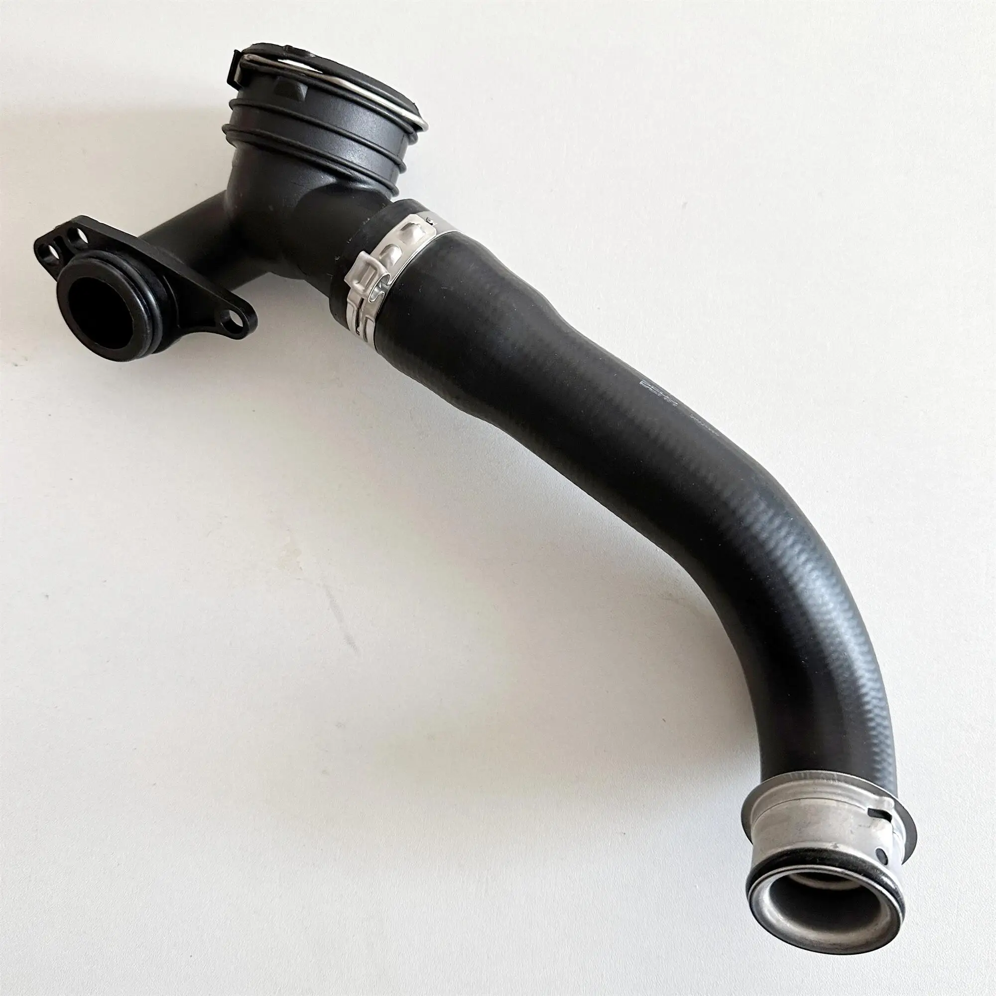 97010623101 97010623201 Distributor Tube for Panamera