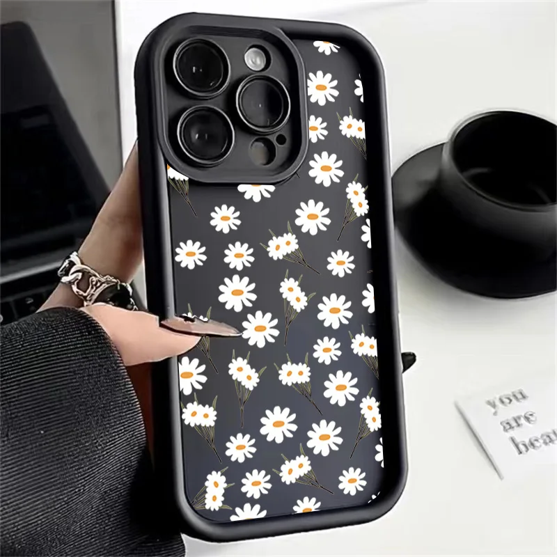 Cute White Daisy Flower Case image 6