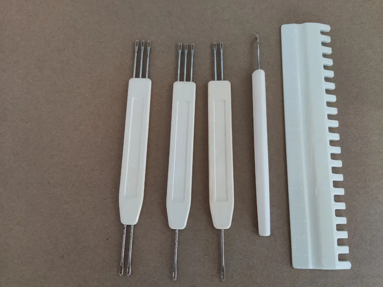 Description Picture 2 of itemCombinations Of Needle Take-up/ Pullers/ Thread Changers For Brother Sewing Machine Accessories Thread transfer tool push plate