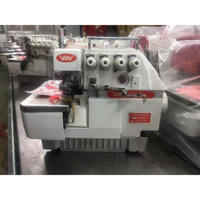 4 Thread Conventional Industrial Overlock Collar Sewing Machine 6000 Rpm