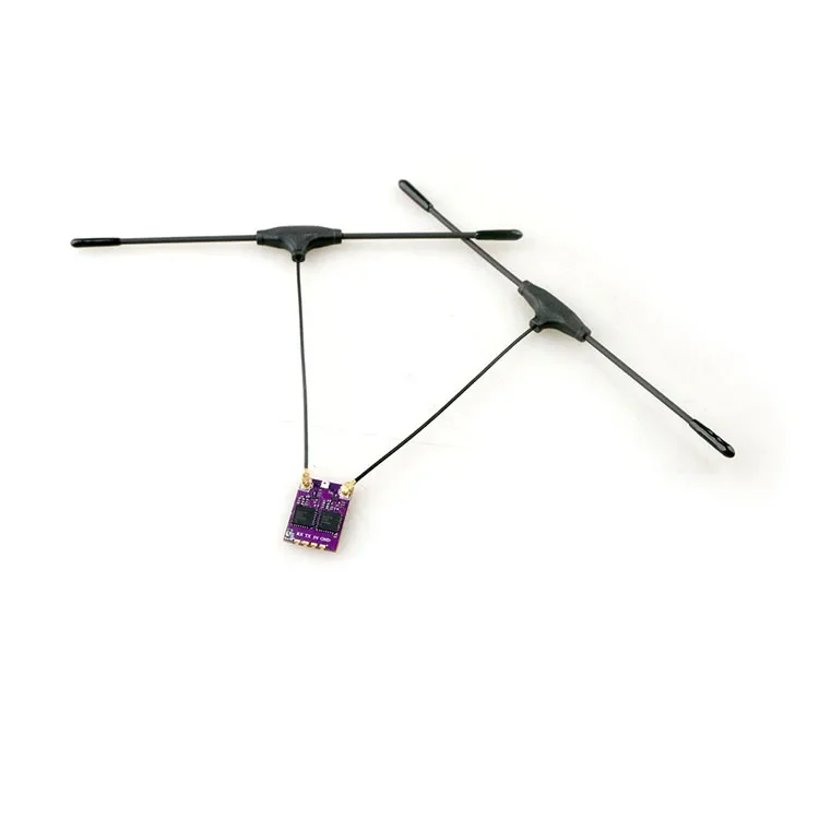 Récepteur HappyModel ES900 ELRS 868/915MHz TCXO installé sur un drone FPV longue distance
