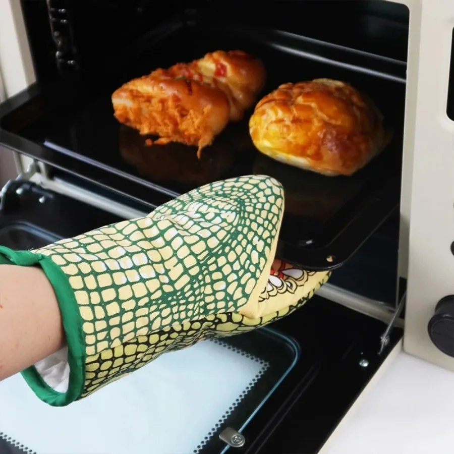 Microwave Gloves Heat Insulation Silicone Baking Gloves Oven Mitt Pot Holder Nonslip Grilling Pad Hand Clip for Kitchen