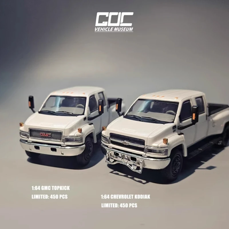 ミニカー GOC 1/64 Chevrolet Kodak GOC 1/64 Chevrolet Kodiac & GMC Topkick C4500 Pickup White