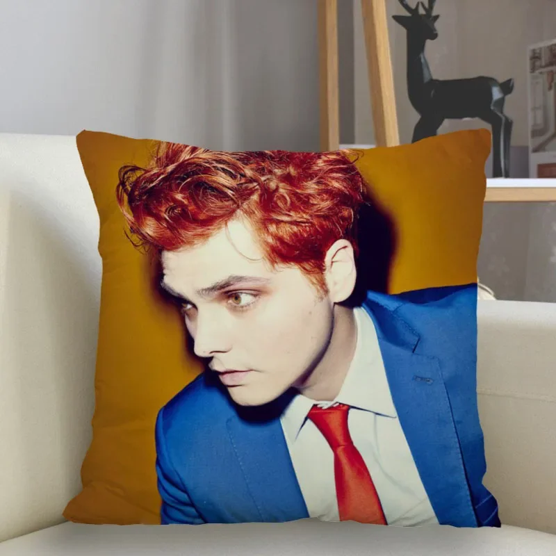 Musife-Juste de coussin personnalisée Gerard Way, taie d'oreiller décorative pour canapé, décoration d'intérieur, livraison directe, vente en gros, nouveau