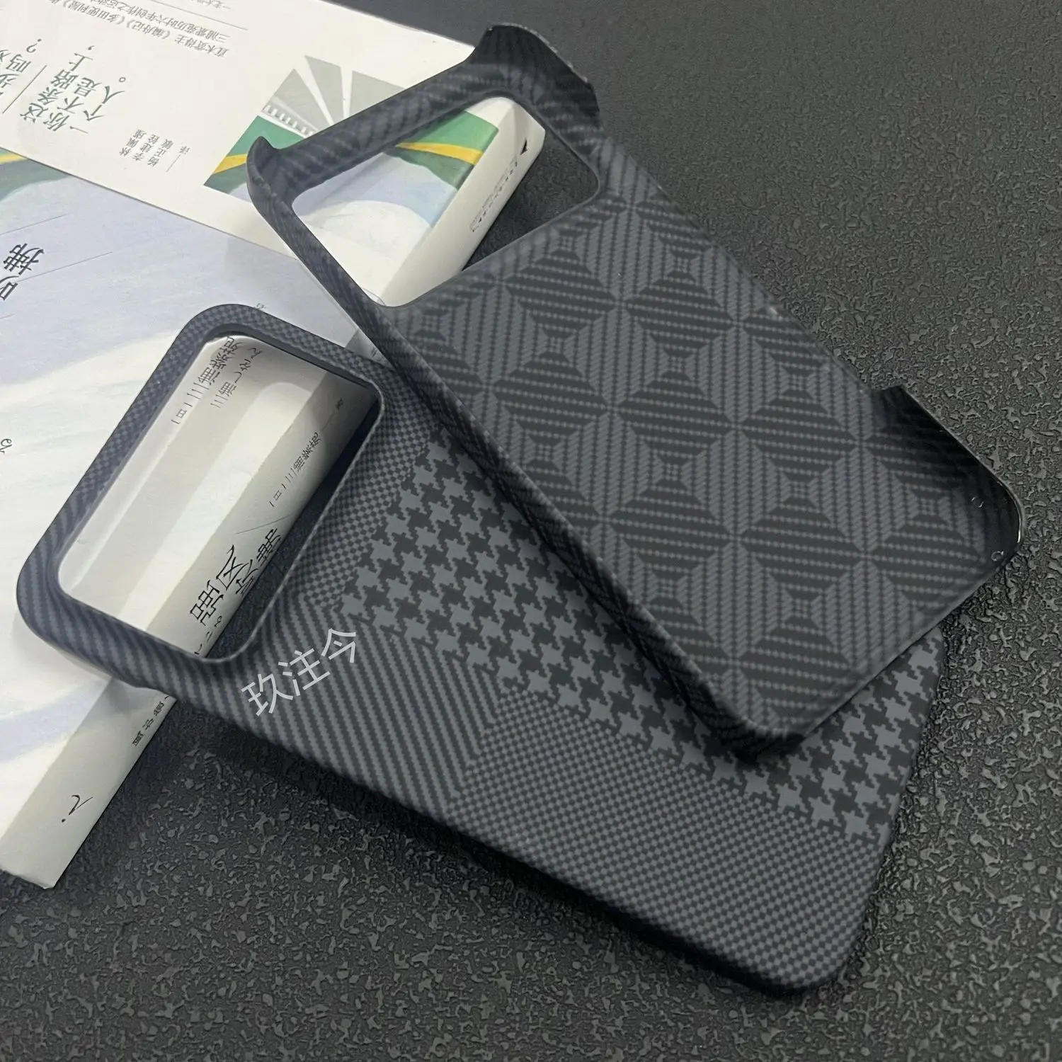 Carbon Fibre Slim Protective Non-Slip Shockproof Back Cover