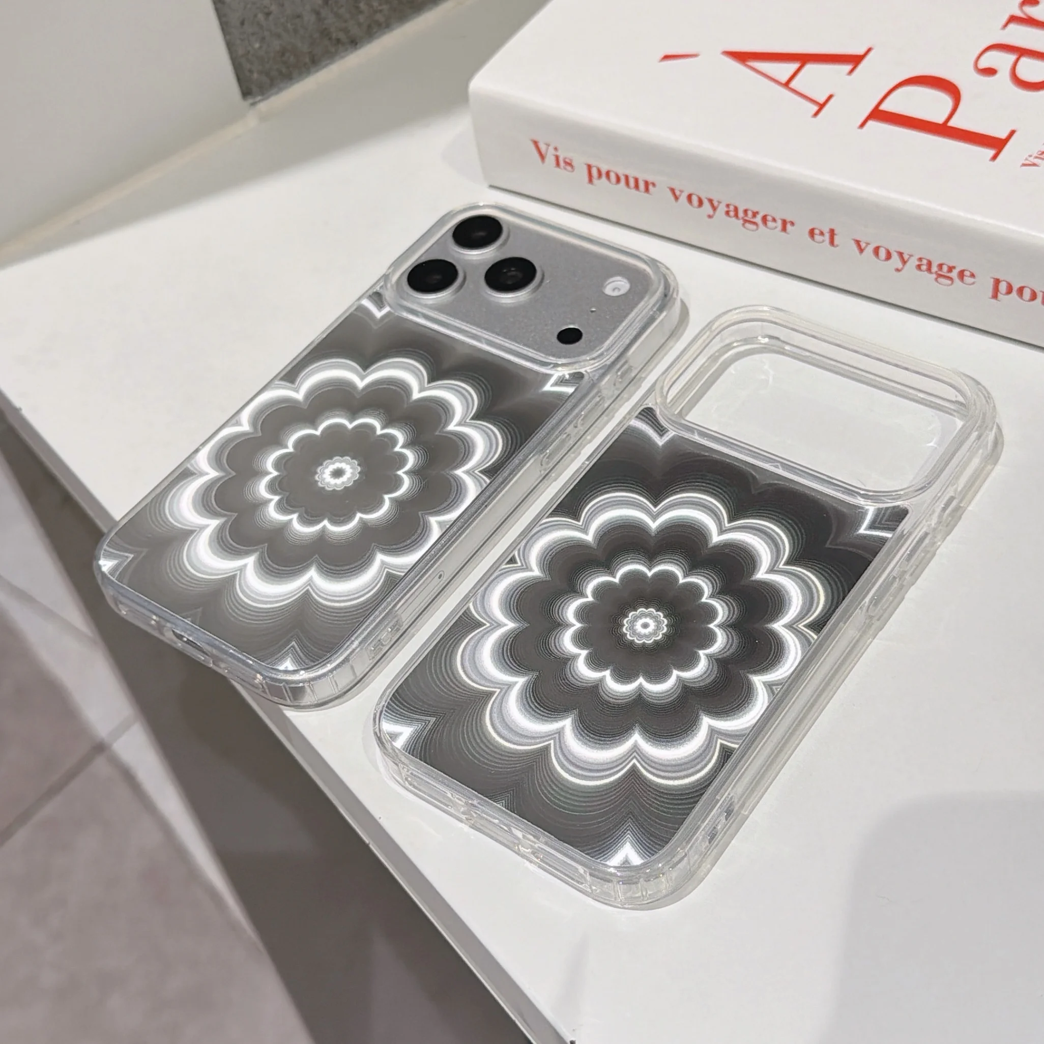 Holographic Flower Mirror Phone Case - Shiny Laser Gradient Clear Cover with Glitter