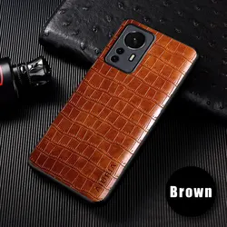 Luxury Slim Fit Leather Case - Premium Anti-Scratch Back Cover for Xiaomi 12 Ultra (Brown)