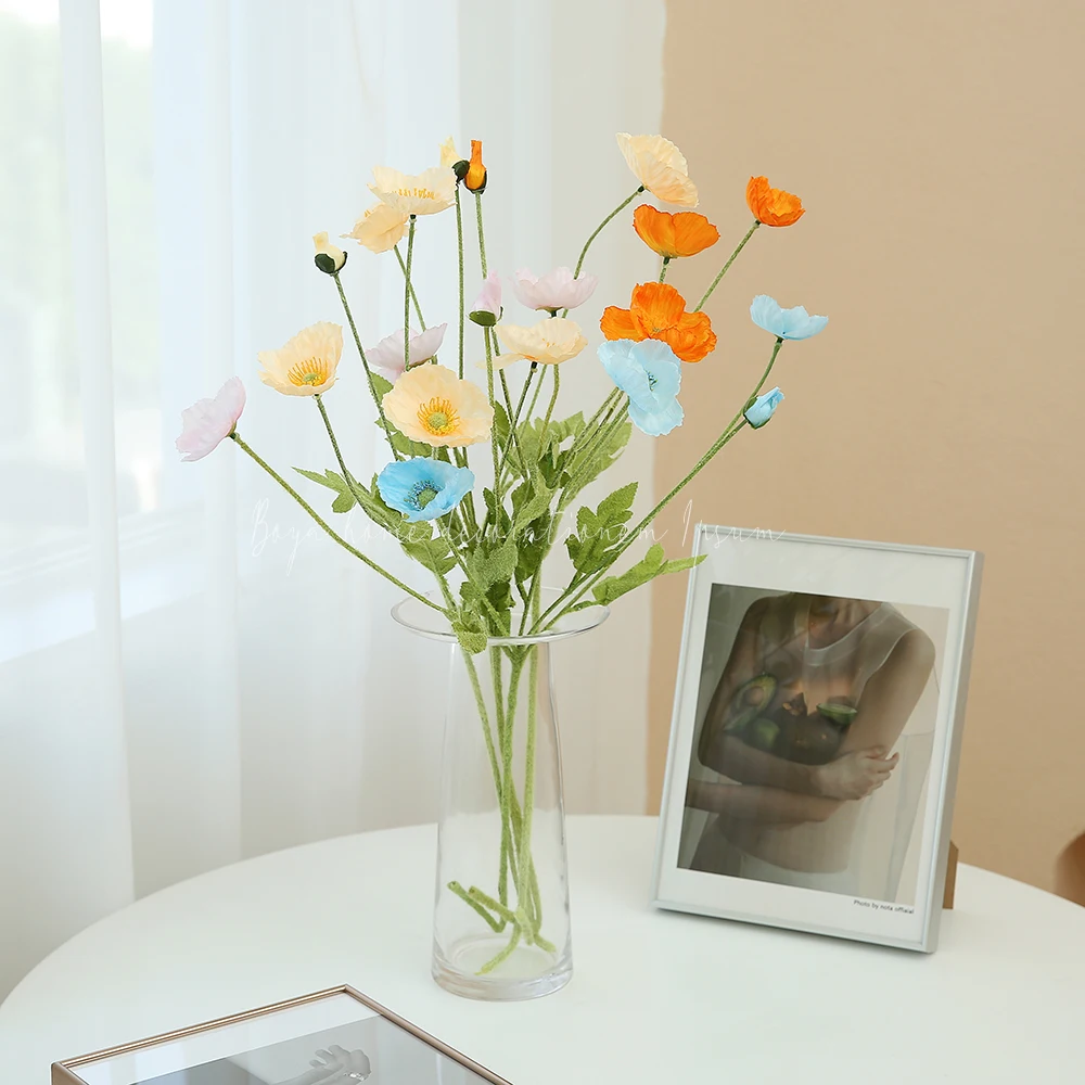 

Flocking Simulated Flower Ornaments