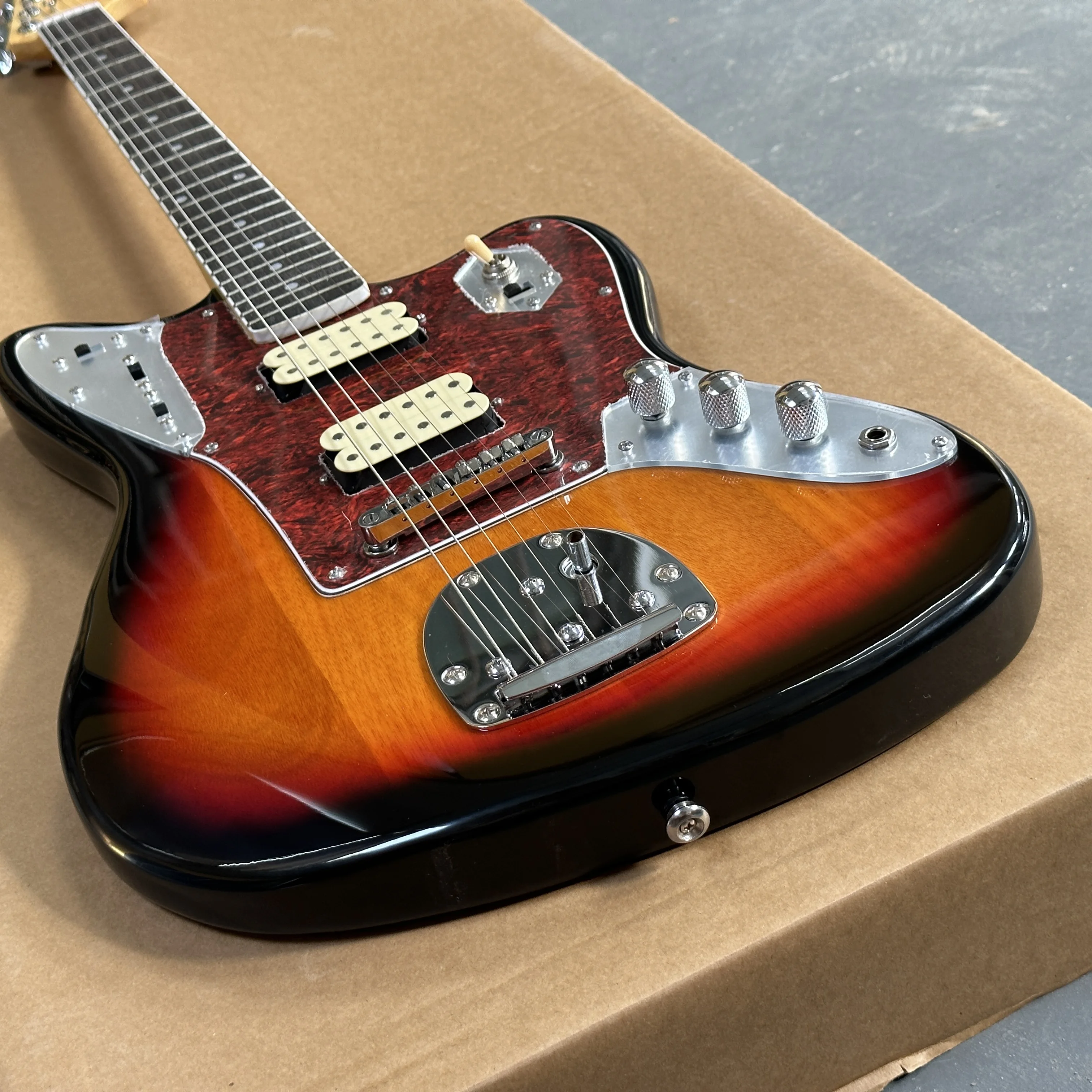 Jazzmaster Electric Guitar Chrome Hardware Pickguard