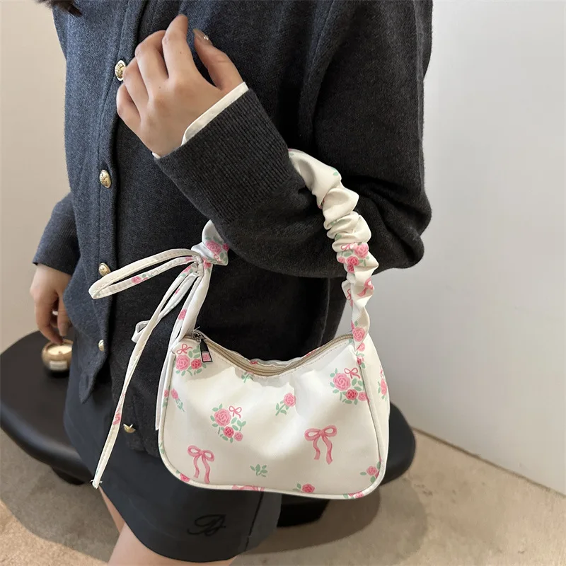 Fabric Handbag Shoulder Bag with Pleated Floral Underarm Bag Women Chic Drawstring Commuting Tote Bag, Party, Daily Work, Travel
