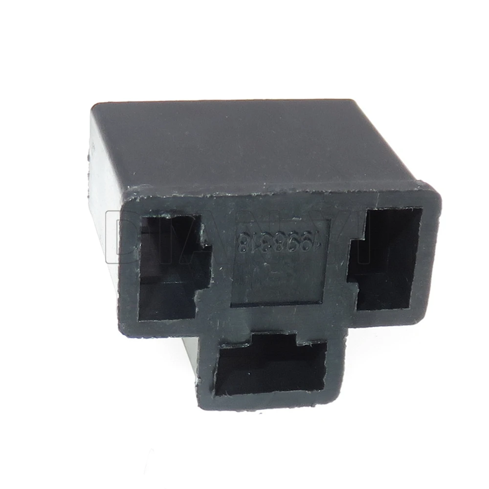 Рисунок 3 - 1 комплект, 3-сторонний автомобильный