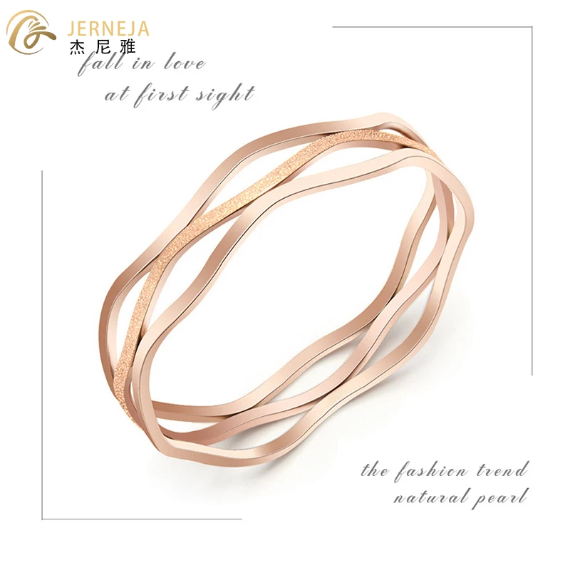 Closed Bracelet Women's Jewelry Titanium Three Ring Bracelet Stainless Steel Jewelry Accessories Fashion Gift Colorfast 24g