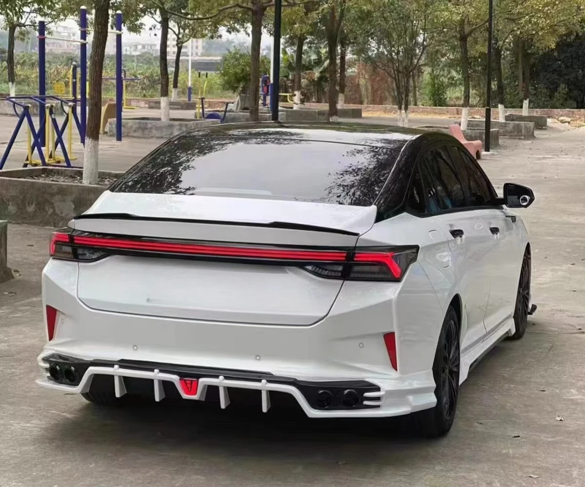 동풍 펑션 맥스 이쉬안 마하 모디파이드 바디 키트: 프론트 립, 리어 립, 사이드 스커트, 리어 윙