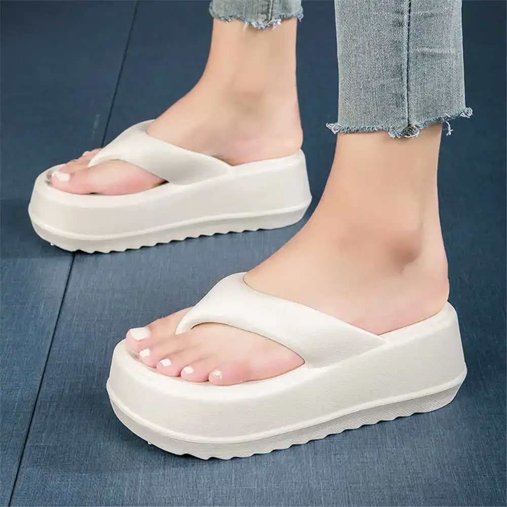 Taglie Extra Large Ablution Sandali Da Donna Pantofole Dorate Scarpe Da Ginnastica Da Donna Original 2024 Sport Skor Sapatenis Sneakers