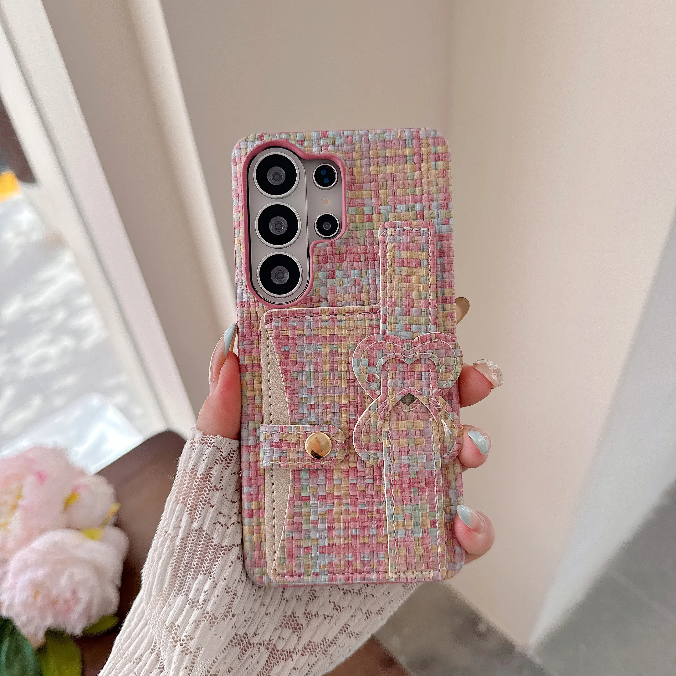 Love Bracket Wrist Strap Anti-Drop Protective Mobile Phone Case