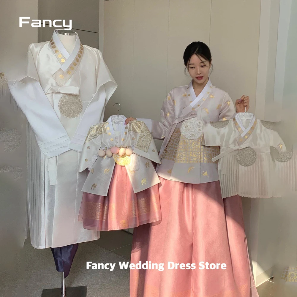 

Fancy Vintage V Neck White And Pink Wedding Dress Korea Photo Shoot Long Sleeve Floor Length Organza Bridal Dresses