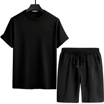 Tute da uomo: T-shirt e pantaloncini sportivi, set casual urbano alla moda a maniche corte, completo estivo da uomo per casa e attività all'aperto, comodo set di magliette.