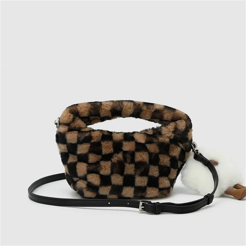 Women\'s Chequered Design Luxury Fur Handbag High Quality Faux Fur Handbag Fashion Large Capacity Soft Handle Handbag