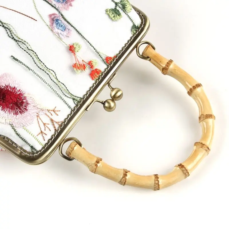 NEW Embroidery Flowers Spring Shell Lock Women Hand Bags Chic Lay Bag Women's Handbags Purses Chain Women Shoulder Crossbody Bag