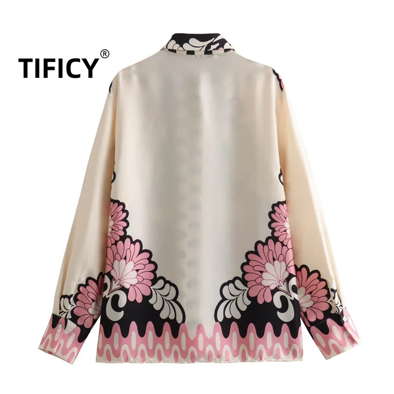 Рисунок 4 - Женская свободная Облегающая рубашка