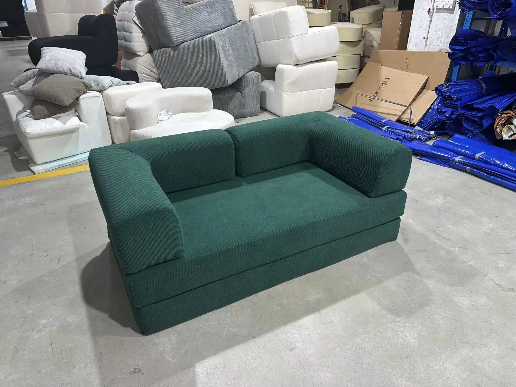 Slide image c81f94ede6de4782abb7289b3c9f3565