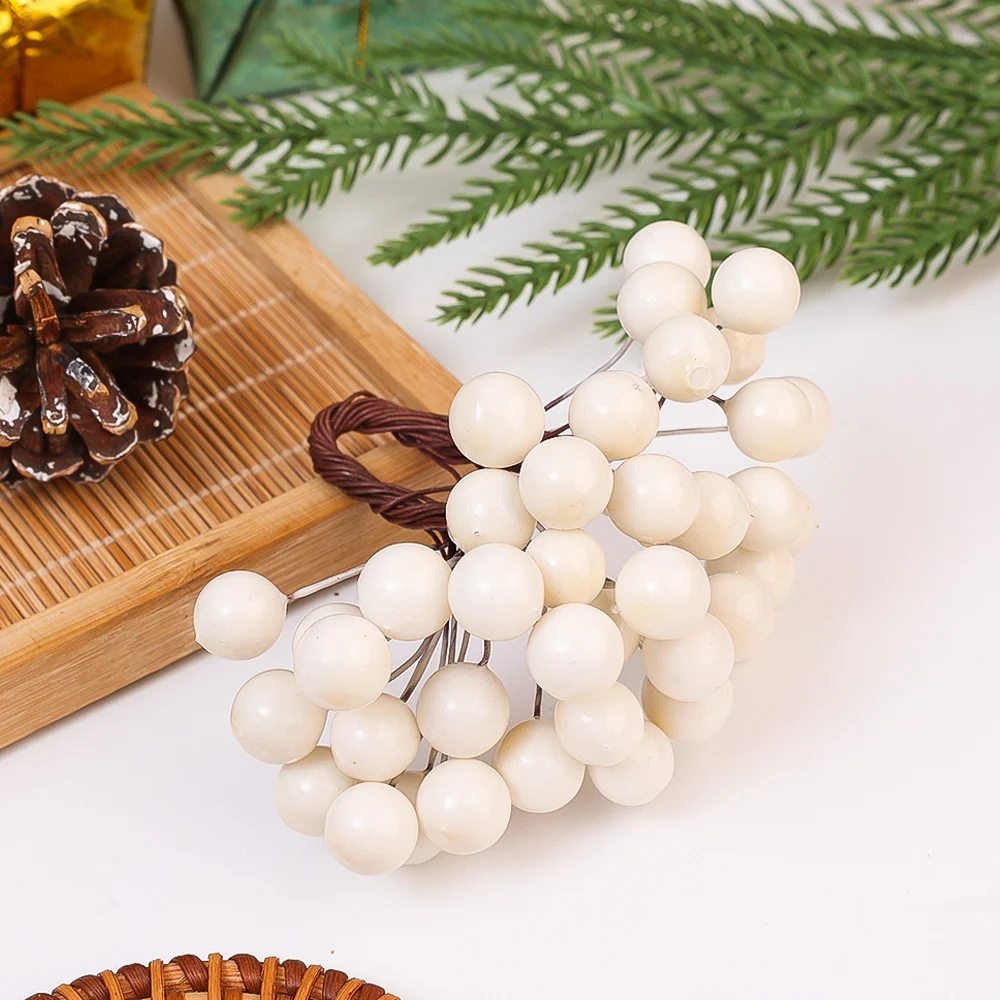 thumbnail image 1 of 1/20 piezas de bayas de espuma artificiales, mini tallos de bayas de acebo rojas, cerezas falsas para adornos de árboles de Navidad, fiestas de Navidad, decoración del hogar, 1 of 5
