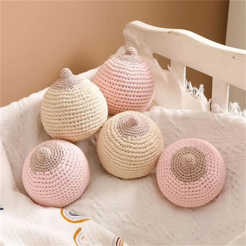 

New Crochet Knitted Baby Rattle Ball Stuffed Newborn Mobile Musical Ball Toys Simulation Nipple Breastfeeding Model Rattle Toy