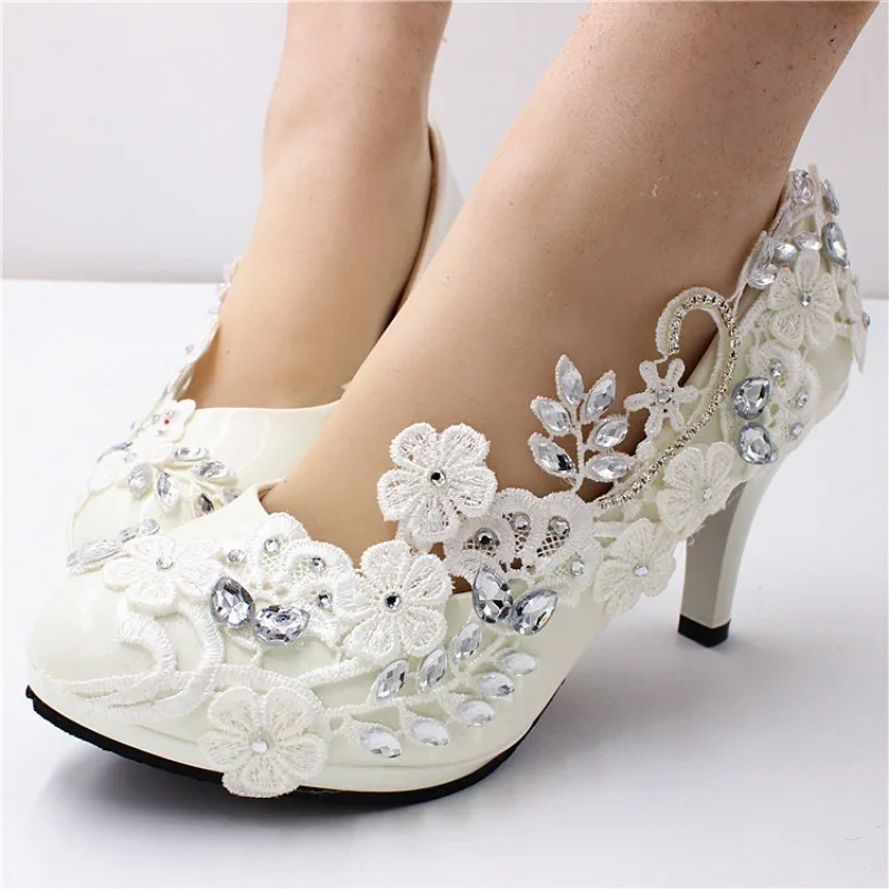 

Sexy Pumps Women Wedding PU 3 5 8CM Thin Heels Fashion Water Diamond Flower Shallow Lace Women Party Mule Shoes White