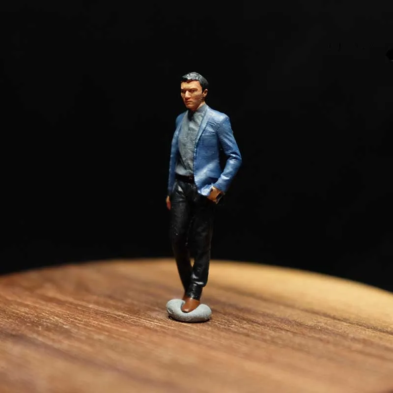 

1:43 Scale Asian Stars Man Male Figure Model Scene Display Accessories Resin Doll Toy Adult Fans Collectible