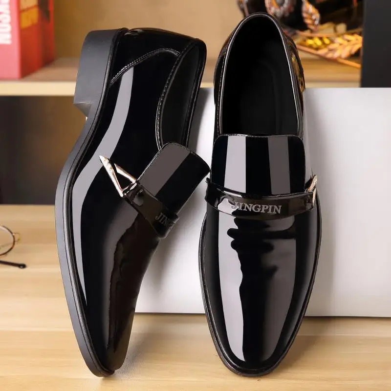 Spring Autumn Men's New Leather Shoes Casual Patent Leather Oxford footwear Moccasin Fashion business shoes Trend non slip Shoe