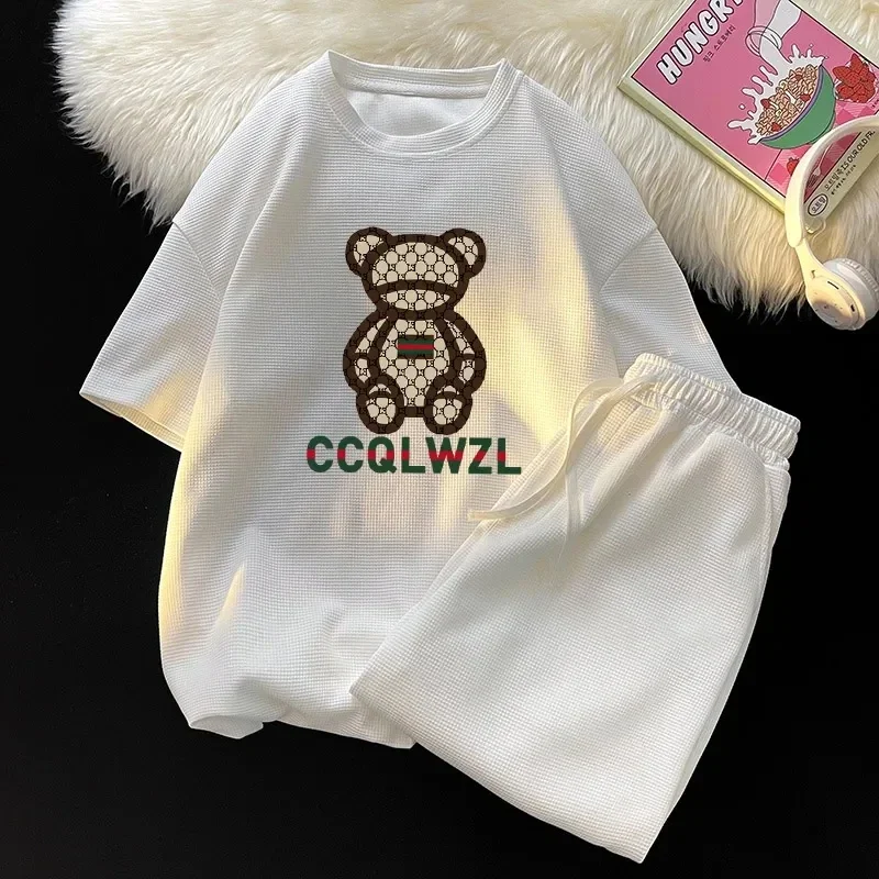 thumbnail image 1 of Conjunto deportivo de dos piezas de manga corta con estampado de gofres para hombre, camiseta con capucha y pantalones cortos, conjunto de 2 piezas a juego para primavera y verano, 1 of 4