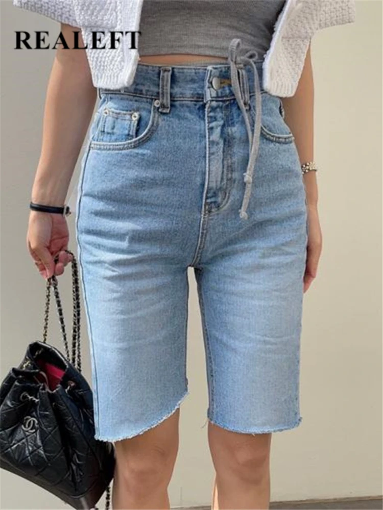 

REALEFT Summer 2023 New High Waist Washed Women's Denim Half Pants Buttons Casual Female Blue Pencil Jeans Short Trouses