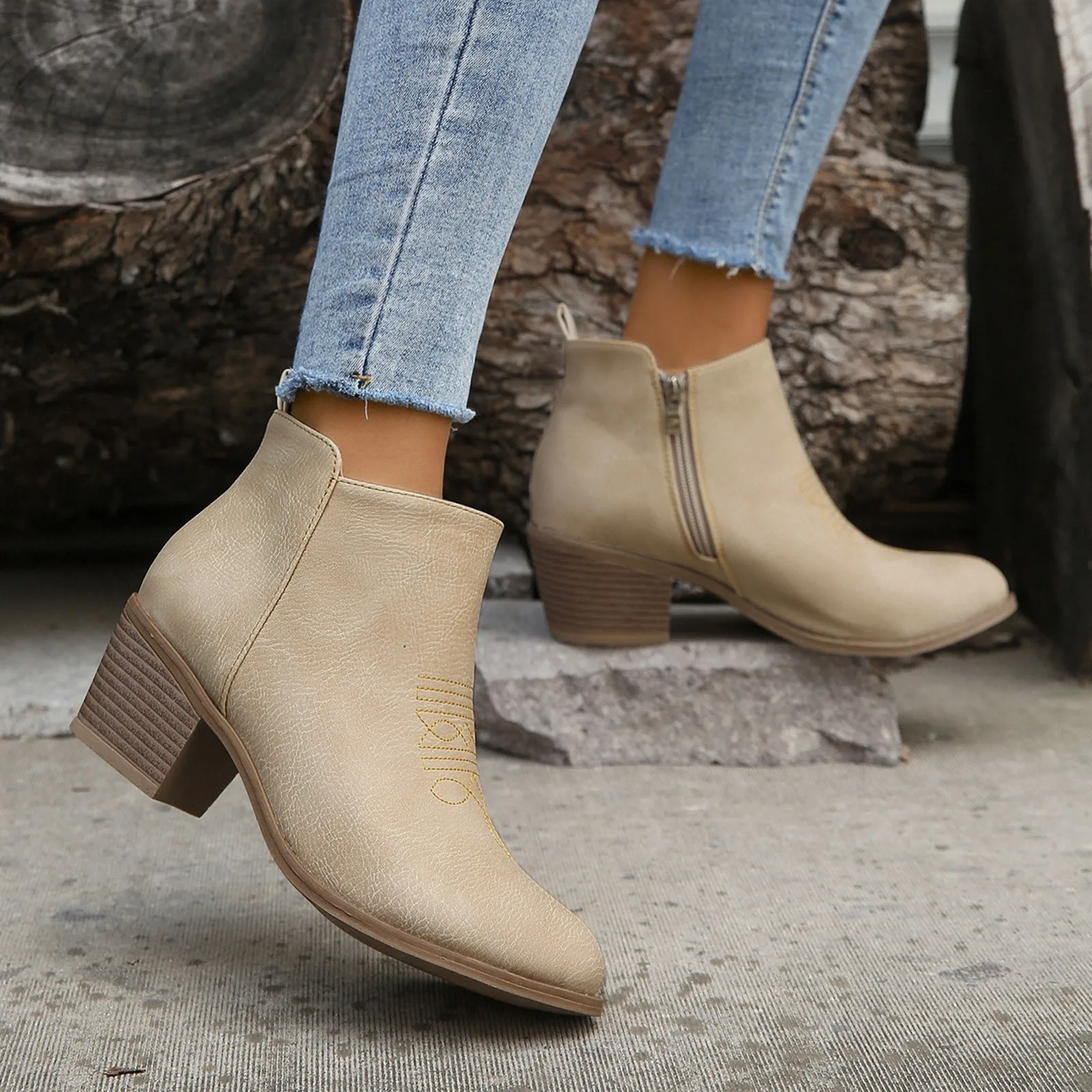 Autumn Winter New Ankle Socks Shoes Women Western Cowboy Embroidery Ankle Boots Thick Heel Mid Heel Low Cut Side Zipper Boots