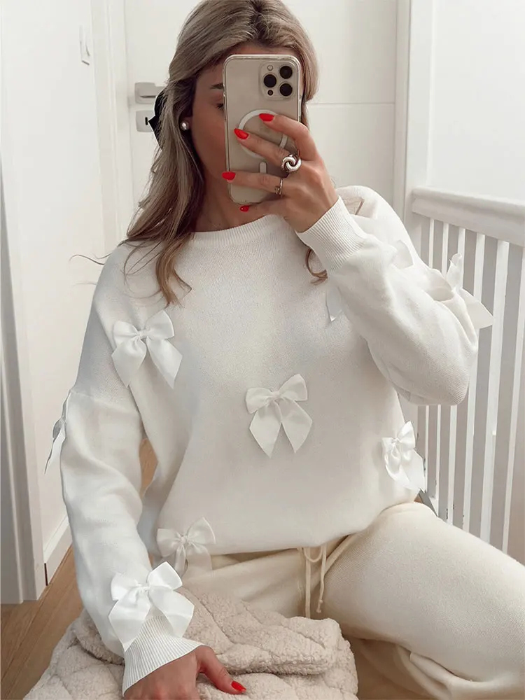 

Women Fashion 3d Bow Round Neck Sweater Elegant Long Sleeves Loose Knit Pullover 2024 New Female Solid High Streetwear Tops