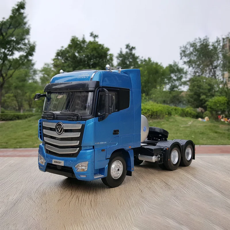 

Diecast Alloy 1:24 Scale AUMAN EST-LNG Tractor GTL Cars Model Adult Classics Collection Toys Souvenir Gifts Static Display