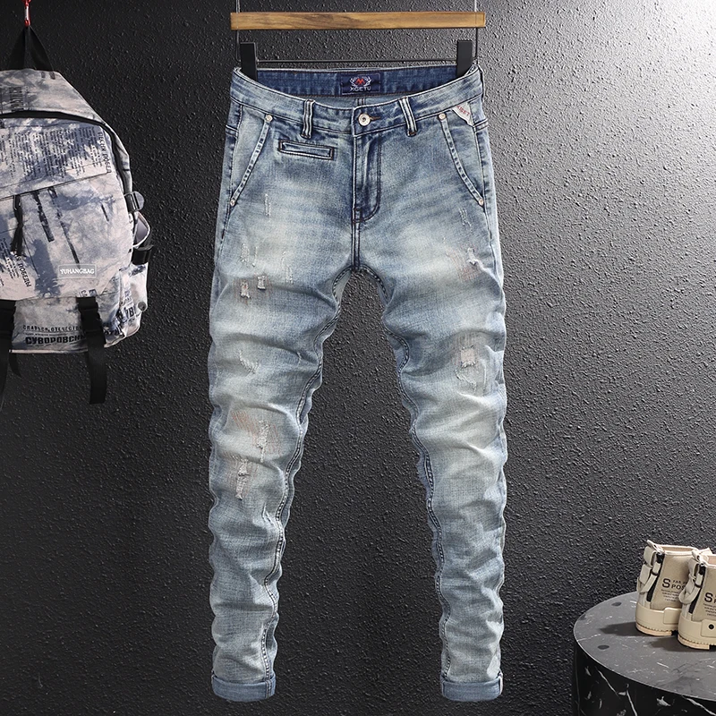 Italian Style Fashion Men Jeans Retro Light Blue Elastic Stretch Slim Ripped Jeans Men Embroidery Designer Vintage Denim Pants