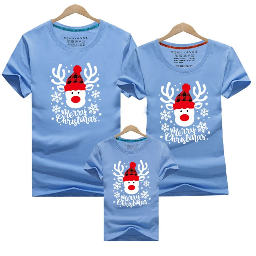 thumbnail image 1 of Ropa familiar personalizada a juego para Navidad, camiseta personalizada con ciervo y nombre para madre, padre e hijos, atuendo familiar de Navidad, camisetas, 1 of 5