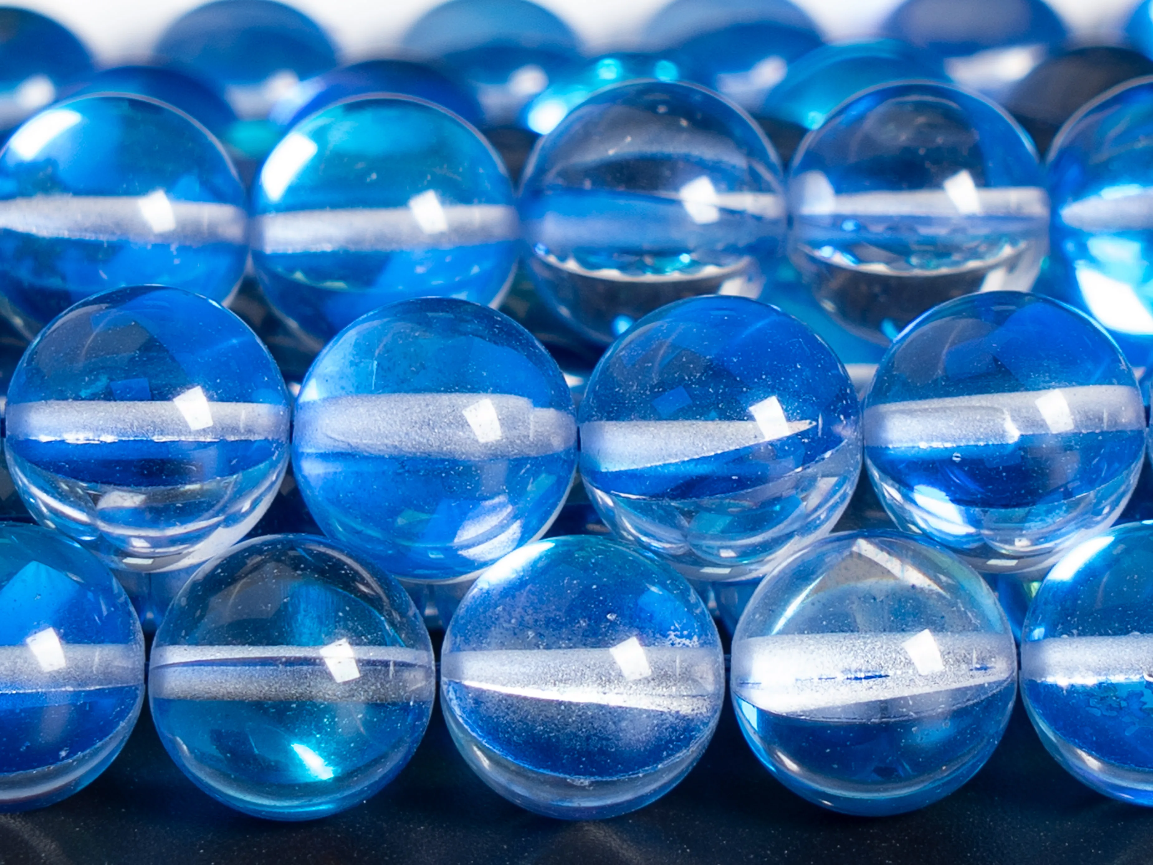 

Небесно-голубые кварцевые бусины Mystic Aura, круглые свободные бусины, круглые бусины размера 6/8/10/12 мм для изготовления ювелирных изделий