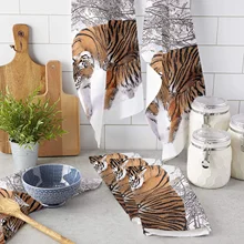 Wild Animal Tiger Walking In The Snow Kitchen Towels Household Kitchen Tools Accessories Microfiber Wiping Towel Cleaning Cloth