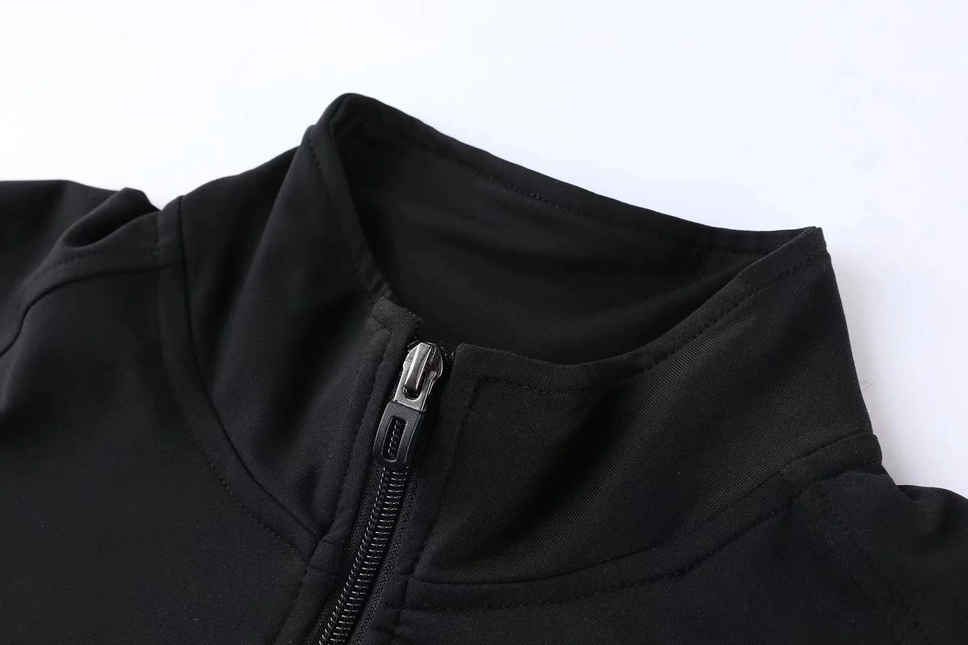 2023 New simple black long-sleeved unisex casual table tennis shirt breathable training shirt