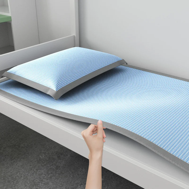 Ice Silk Sleeping Mat Image 31