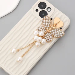 Elegant Pearl Butterfly Pendant with Love Clasp (Yellow / Gold)