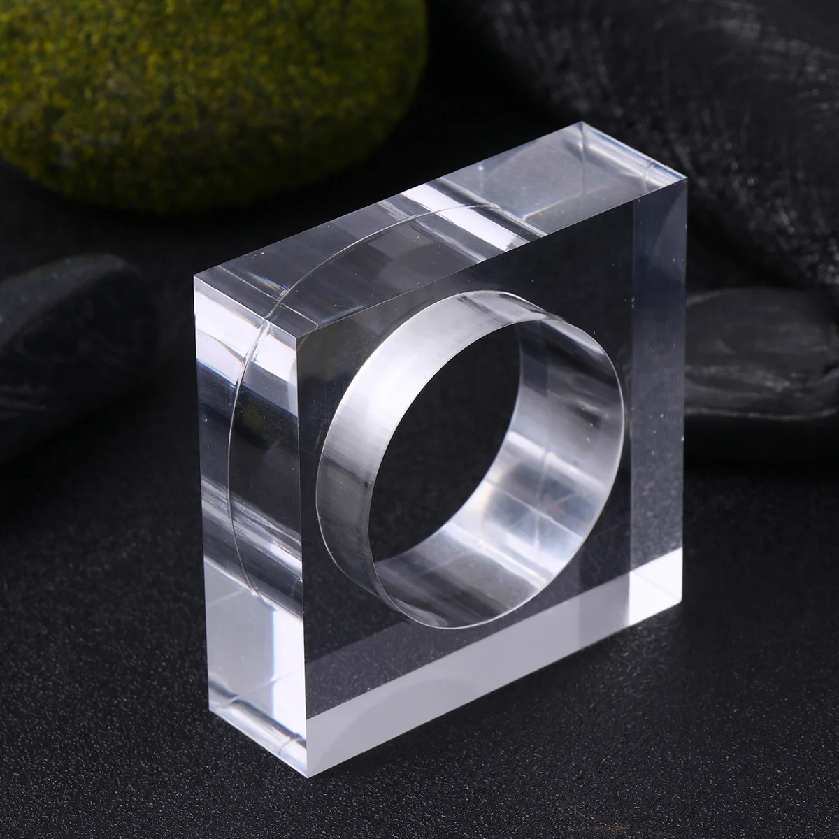 4Pcs Elegant Napkin Rings Acrylic Serviette Holders Unique Design Wedding Party Decorations Banquet Supplies Table Accessories