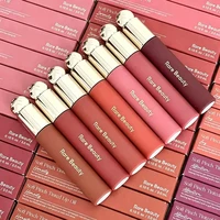 Rare Beauty Liquid Blush, fini soyeux et lisse, naturel, longue tenue, effet repulpant, Happy Hope Delight, rouge à lèvres teinté, gloss, maquillage 1